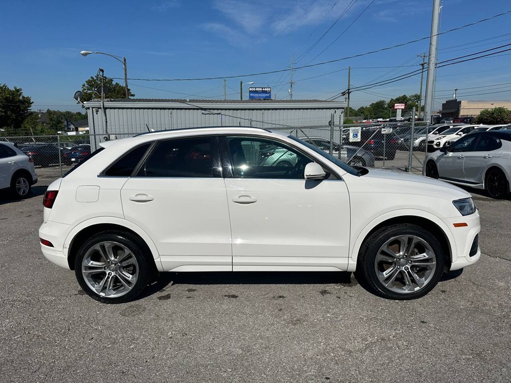 Photo 6 of this AUDI Q3