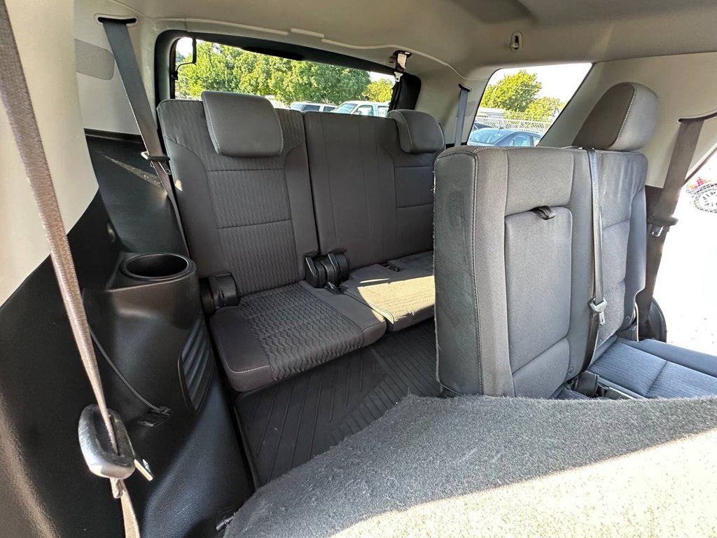 Photo 21 of this CHEVROLET TAHOE