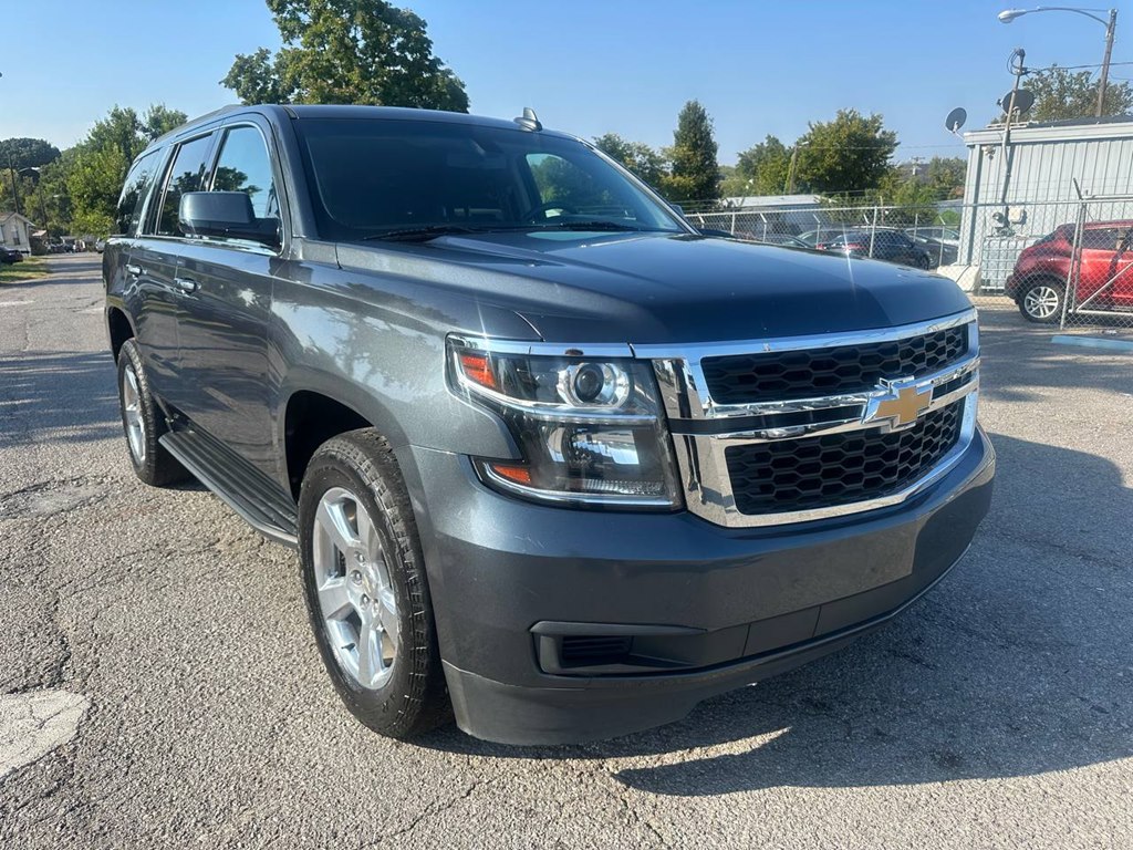 Photo 3 of this CHEVROLET TAHOE
