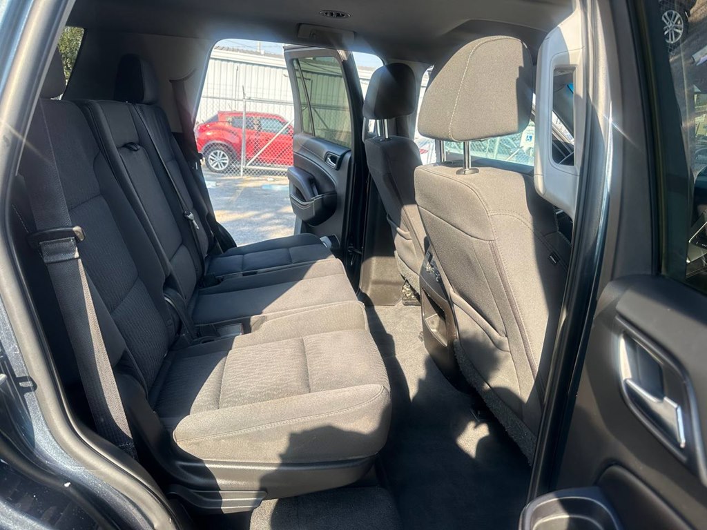 Photo 22 of this CHEVROLET TAHOE