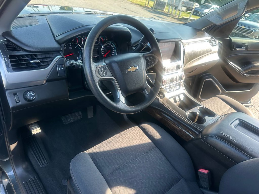 Photo 14 of this CHEVROLET TAHOE