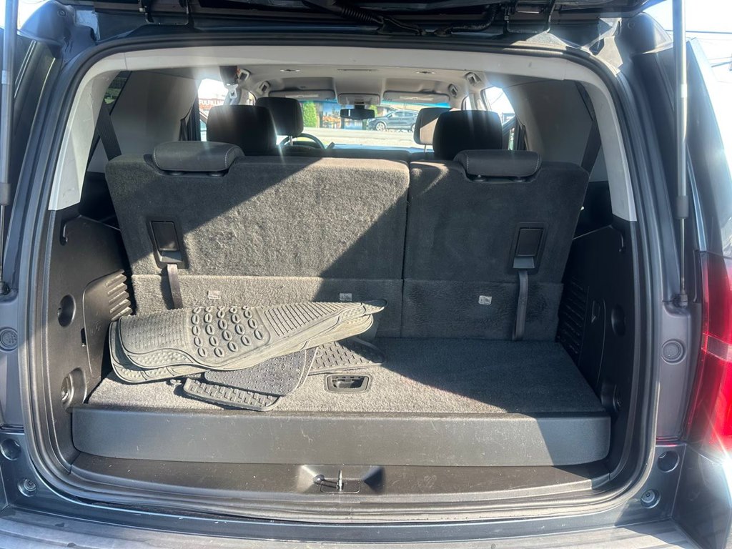 Photo 12 of this CHEVROLET TAHOE
