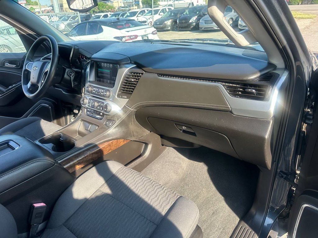 Photo 26 of this CHEVROLET TAHOE