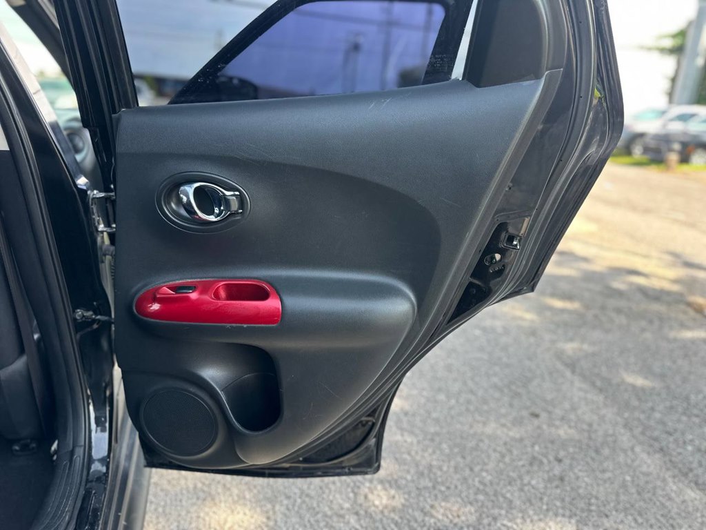 Photo 23 of this NISSAN JUKE