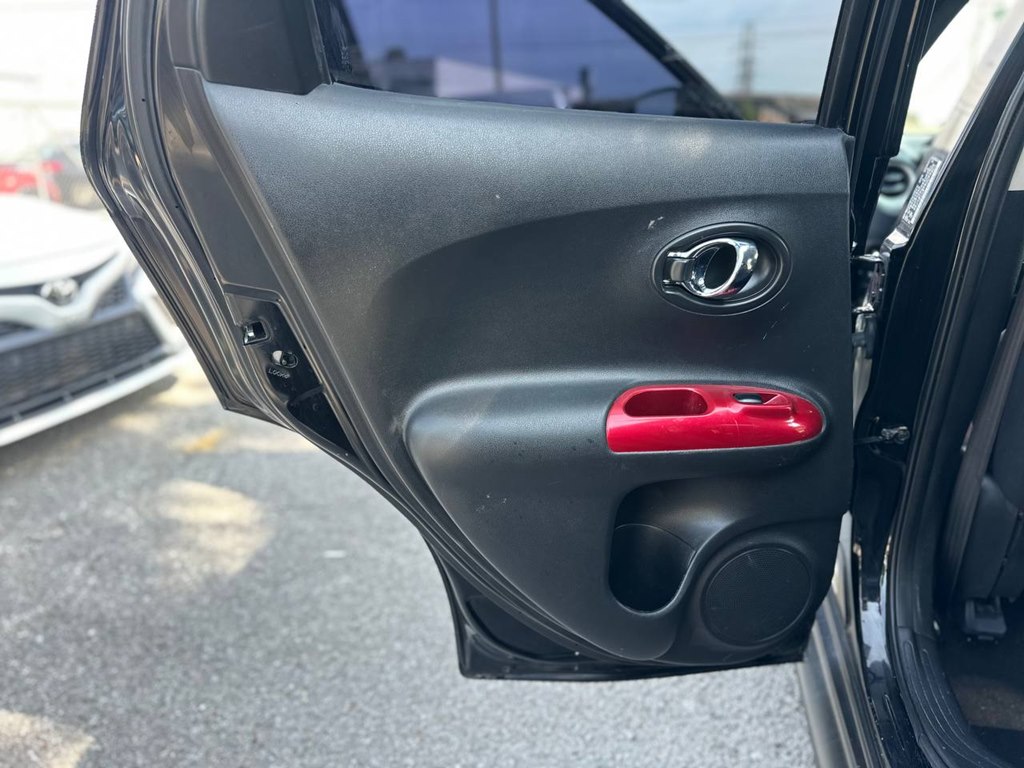 Photo 19 of this NISSAN JUKE