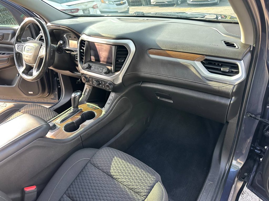 Photo 27 of this GMC ACADIA