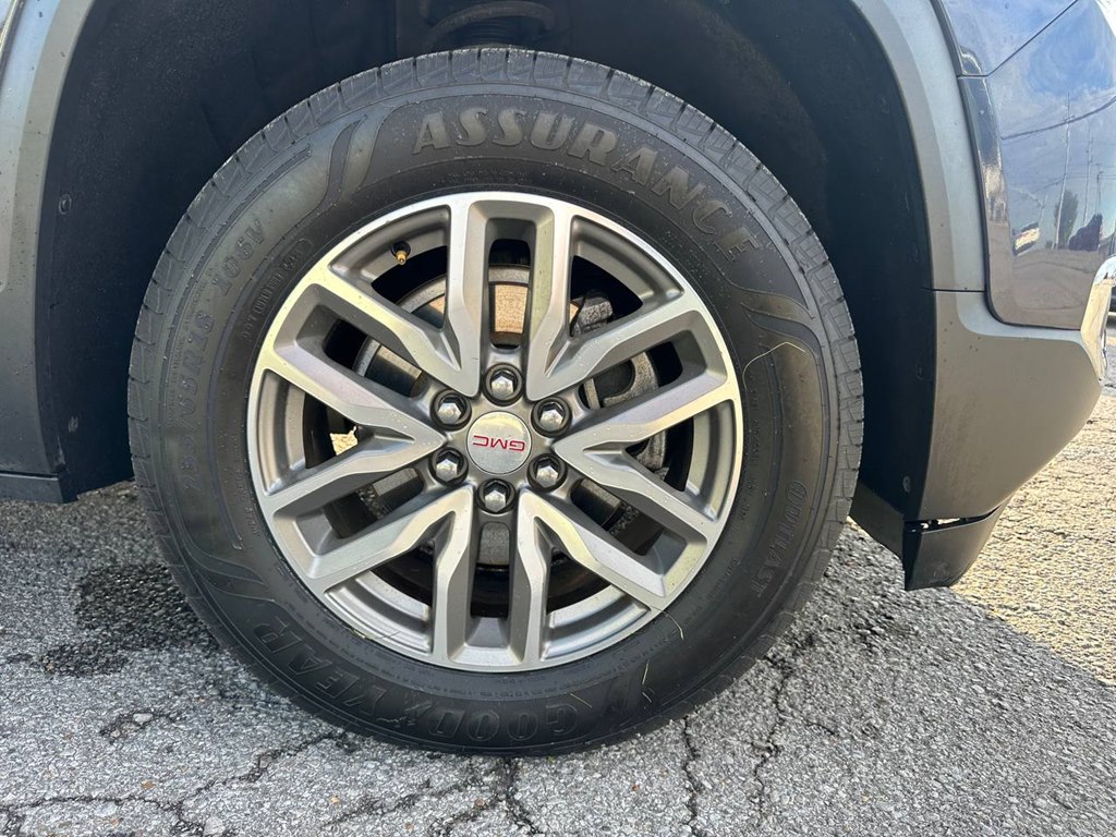 Photo 29 of this GMC ACADIA