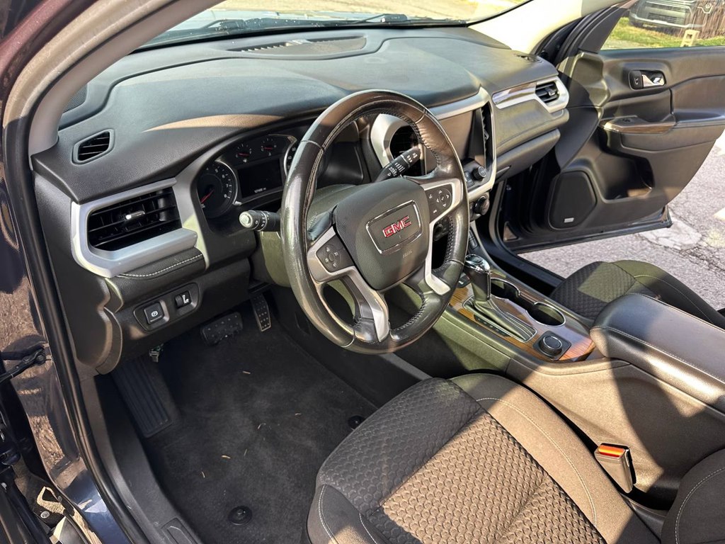 Photo 15 of this GMC ACADIA