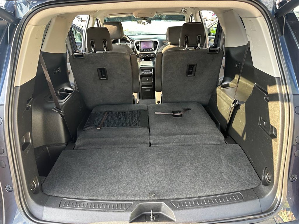 Photo 13 of this GMC ACADIA