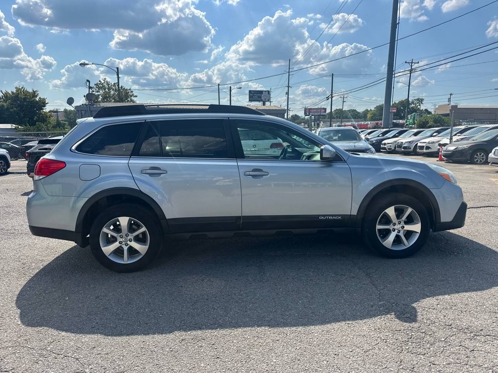 Photo 4 of this SUBARU OUTBACK