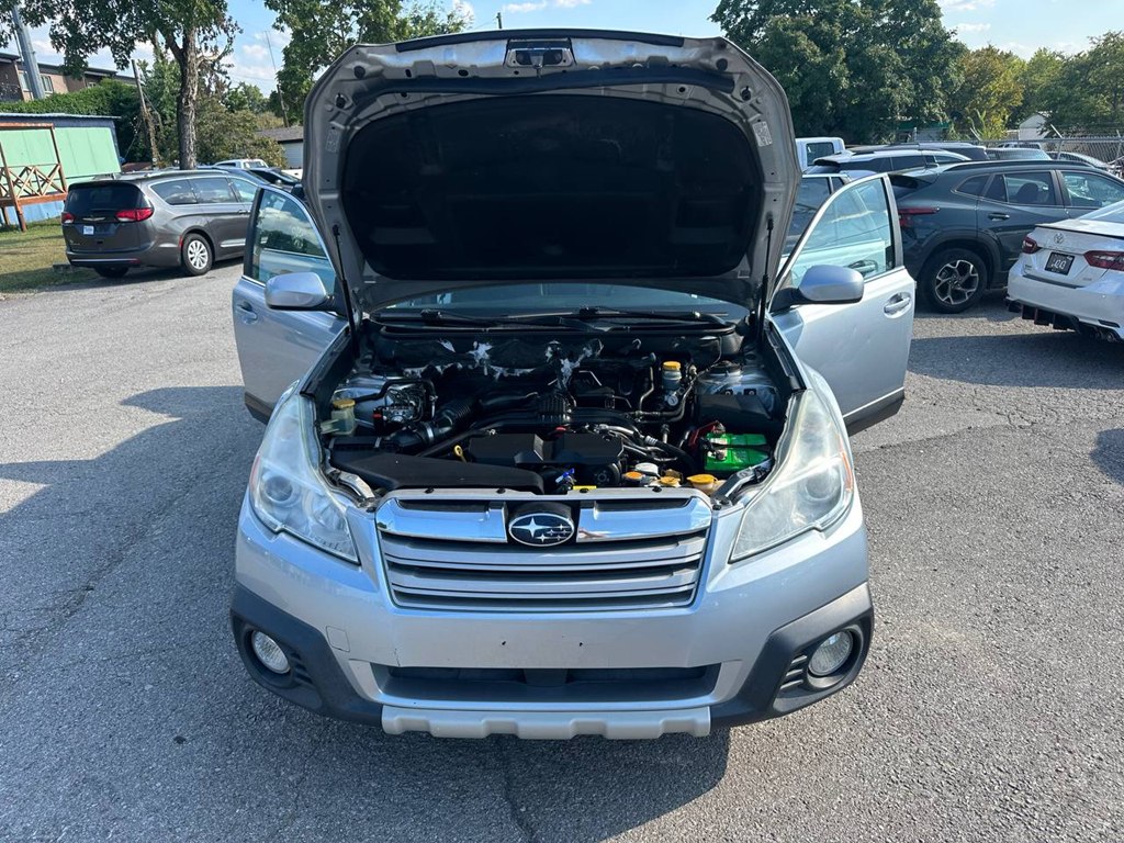 Photo 12 of this SUBARU OUTBACK