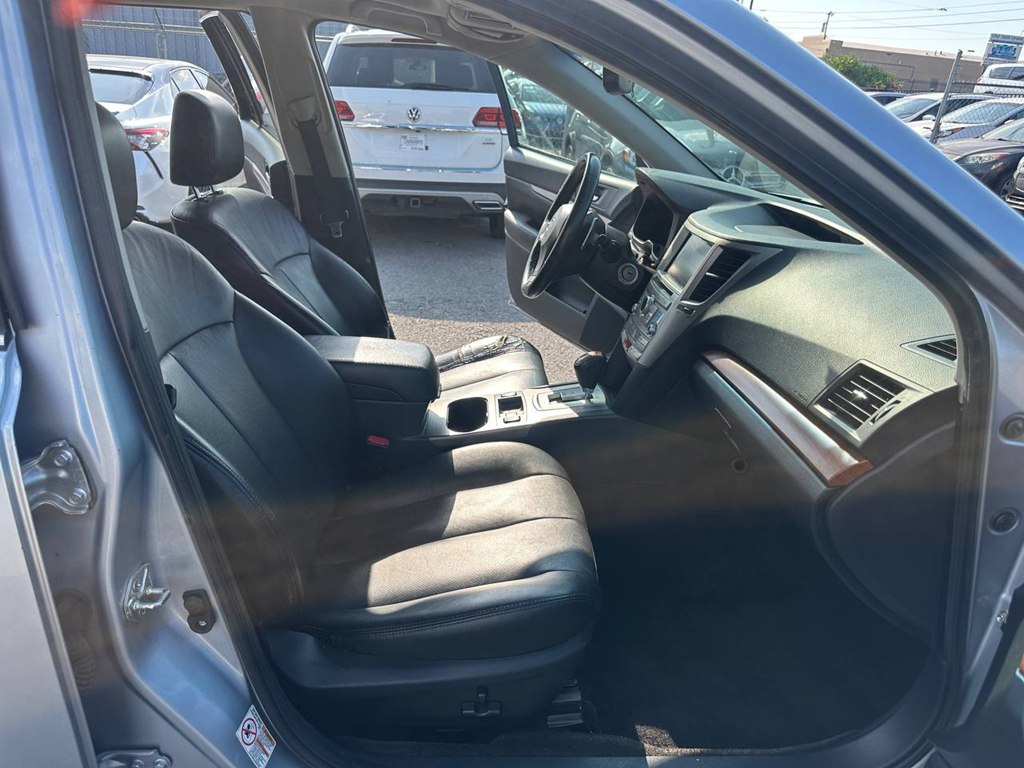 Photo 24 of this SUBARU OUTBACK