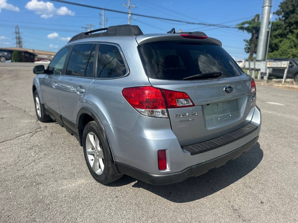 Photo 9 of this SUBARU OUTBACK