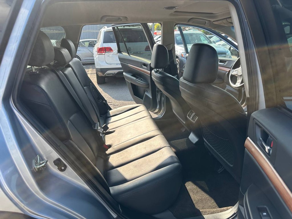 Photo 21 of this SUBARU OUTBACK