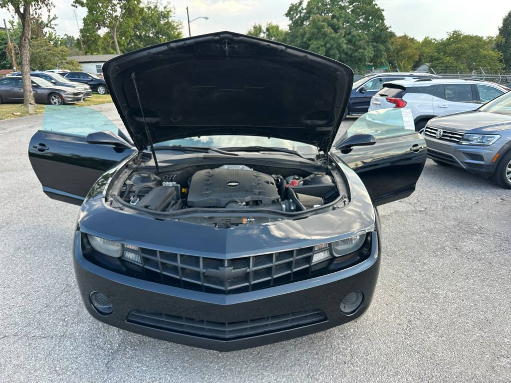 Photo 9 of this CHEVROLET CAMARO