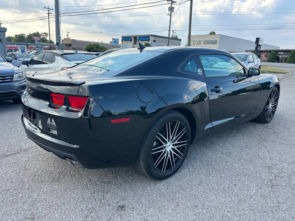 Photo 5 of this CHEVROLET CAMARO