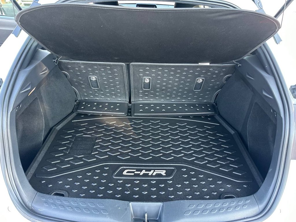 Photo 13 of this TOYOTA C-HR