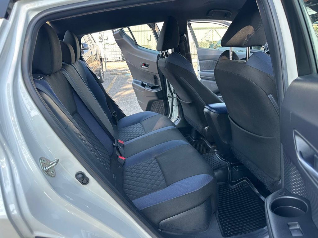 Photo 21 of this TOYOTA C-HR