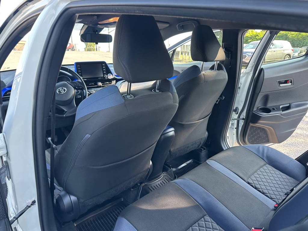 Photo 18 of this TOYOTA C-HR