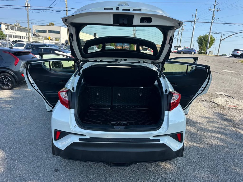Photo 12 of this TOYOTA C-HR