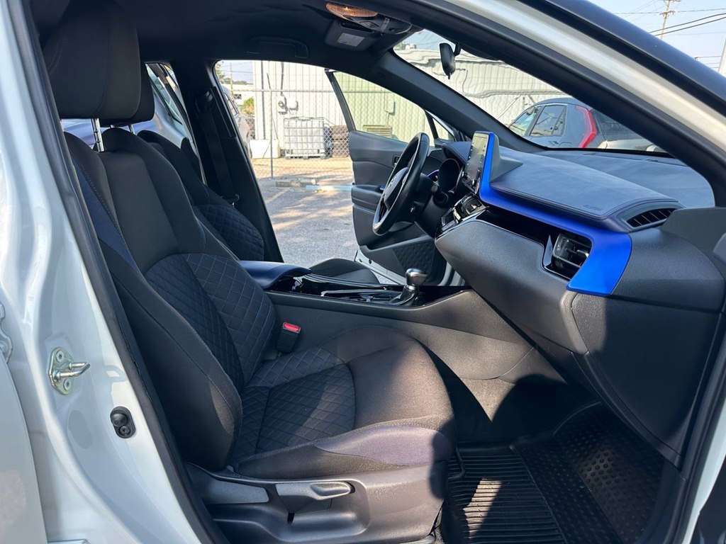 Photo 24 of this TOYOTA C-HR