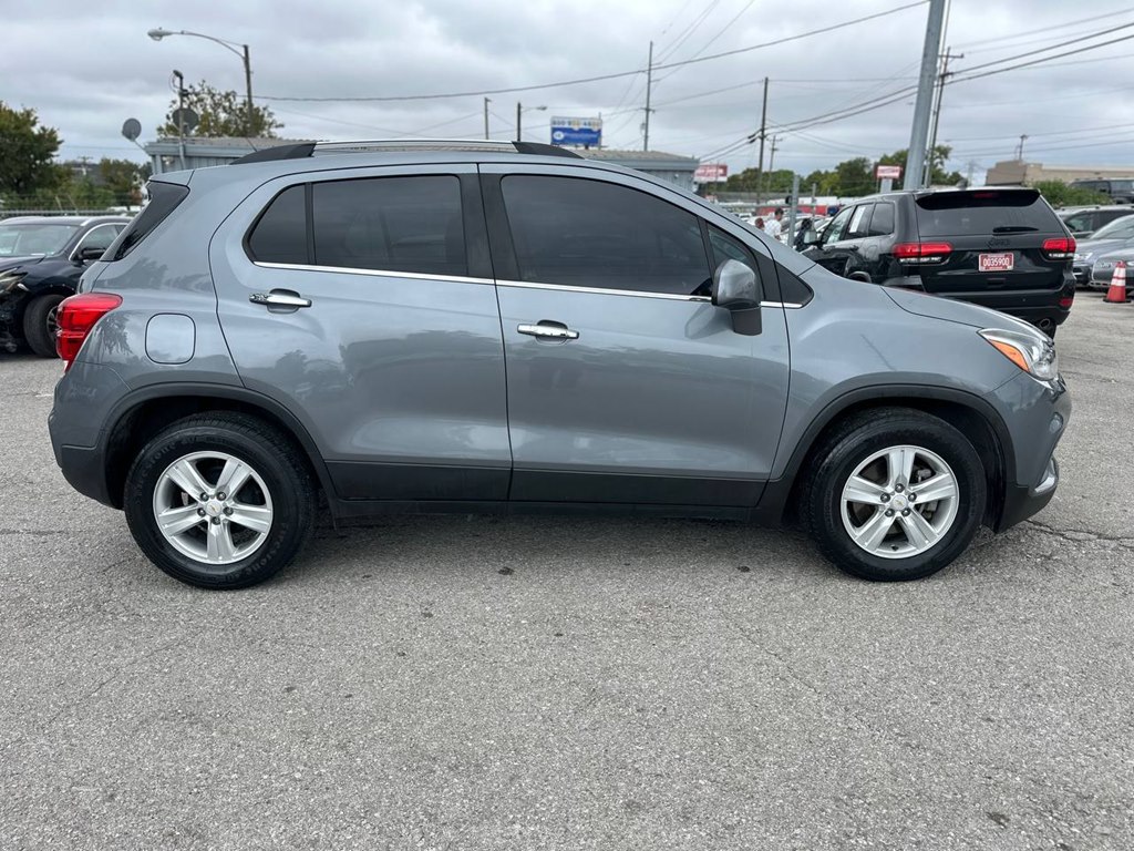 Photo 38 of this CHEVROLET TRAX