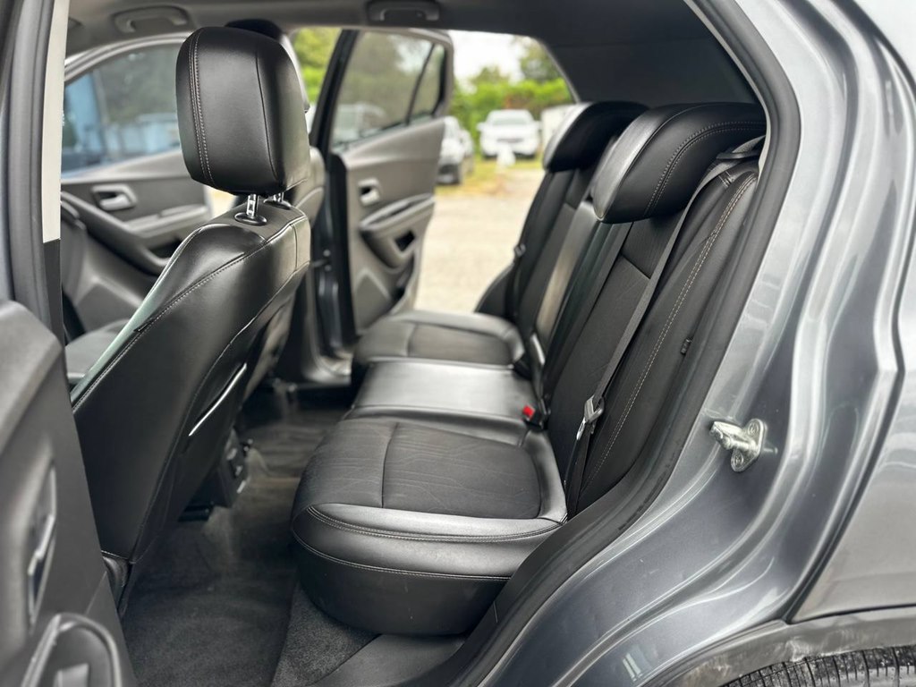 Photo 16 of this CHEVROLET TRAX