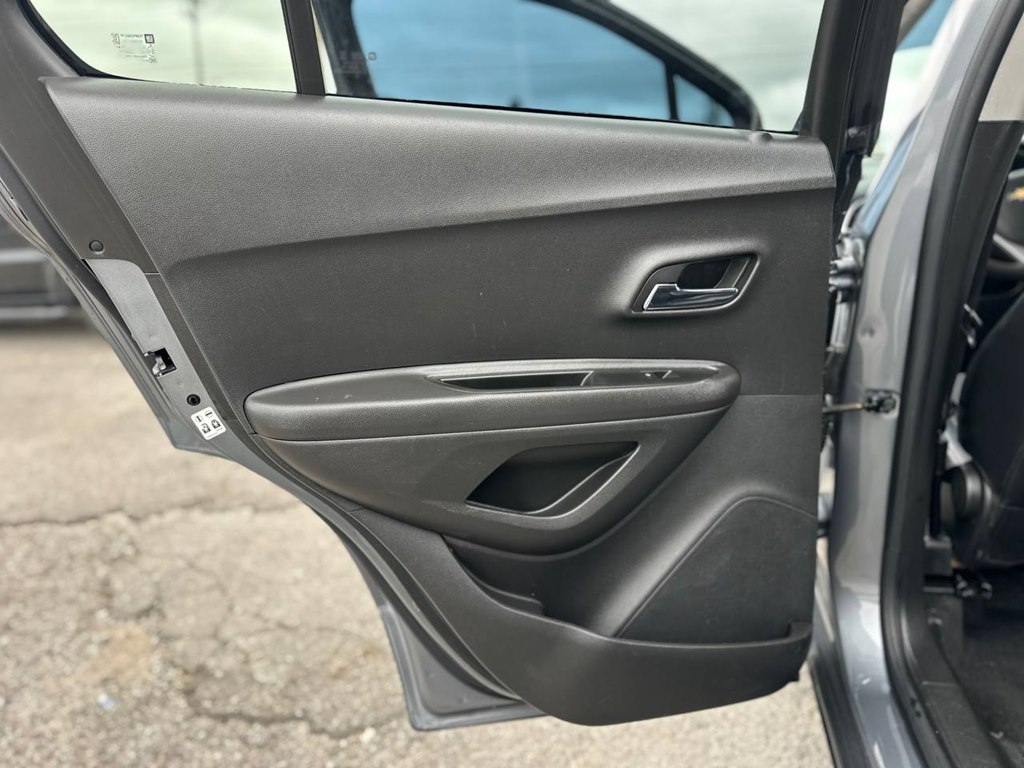 Photo 50 of this CHEVROLET TRAX
