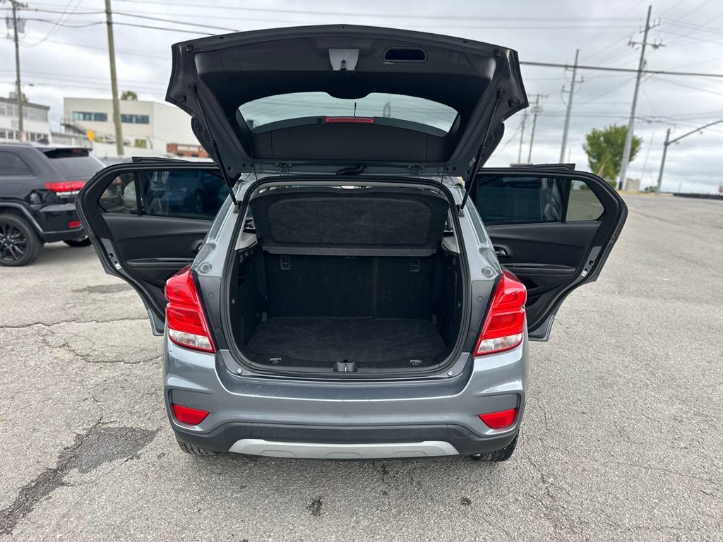 Photo 46 of this CHEVROLET TRAX