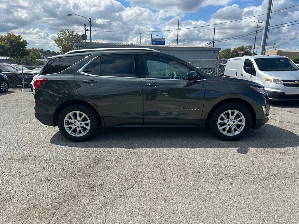 Photo 9 of this CHEVROLET EQUINOX
