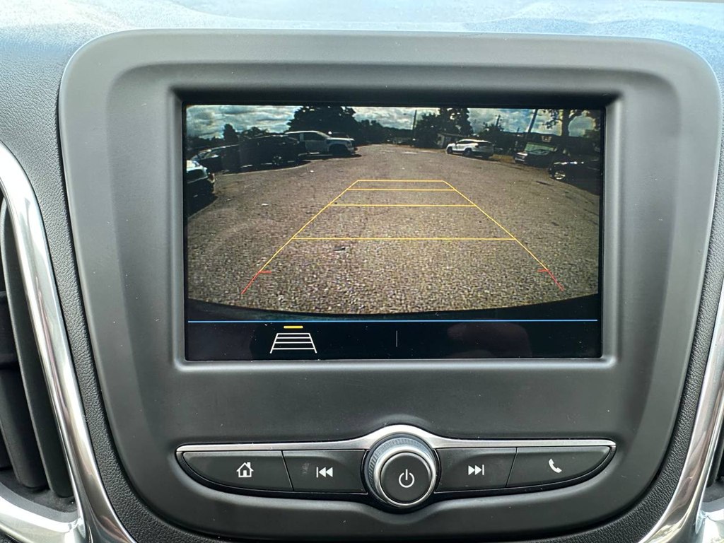 Photo 18 of this CHEVROLET EQUINOX