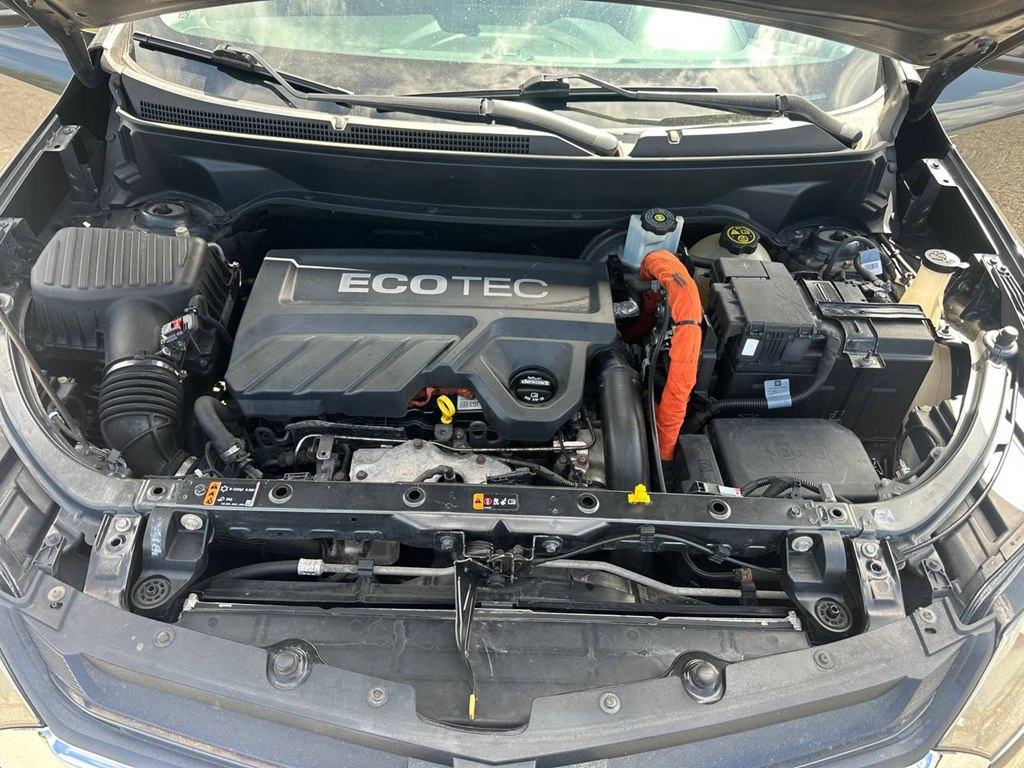 Photo 8 of this CHEVROLET EQUINOX