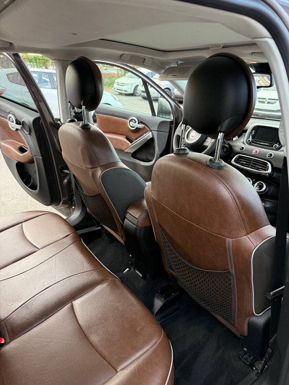 Photo 12 of this FIAT 500X