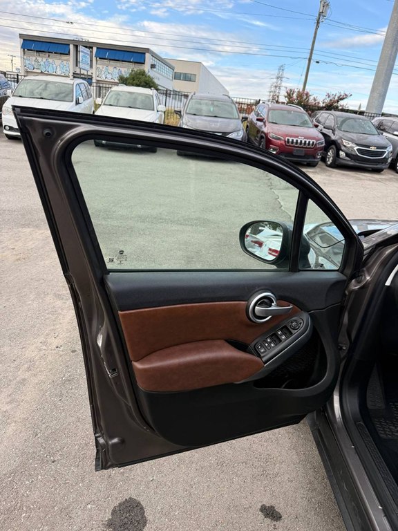 Photo 24 of this FIAT 500X