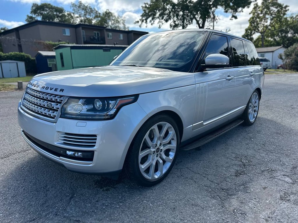 Photo 2 of this LAND ROVER RANGE ROVER