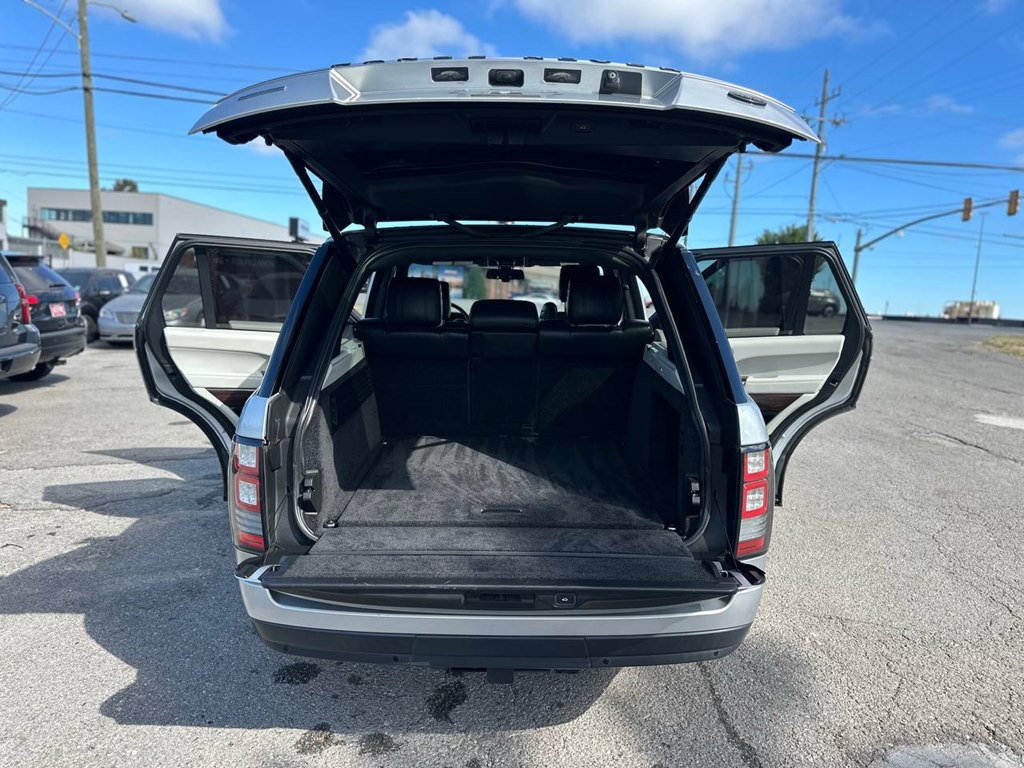 Photo 14 of this LAND ROVER RANGE ROVER