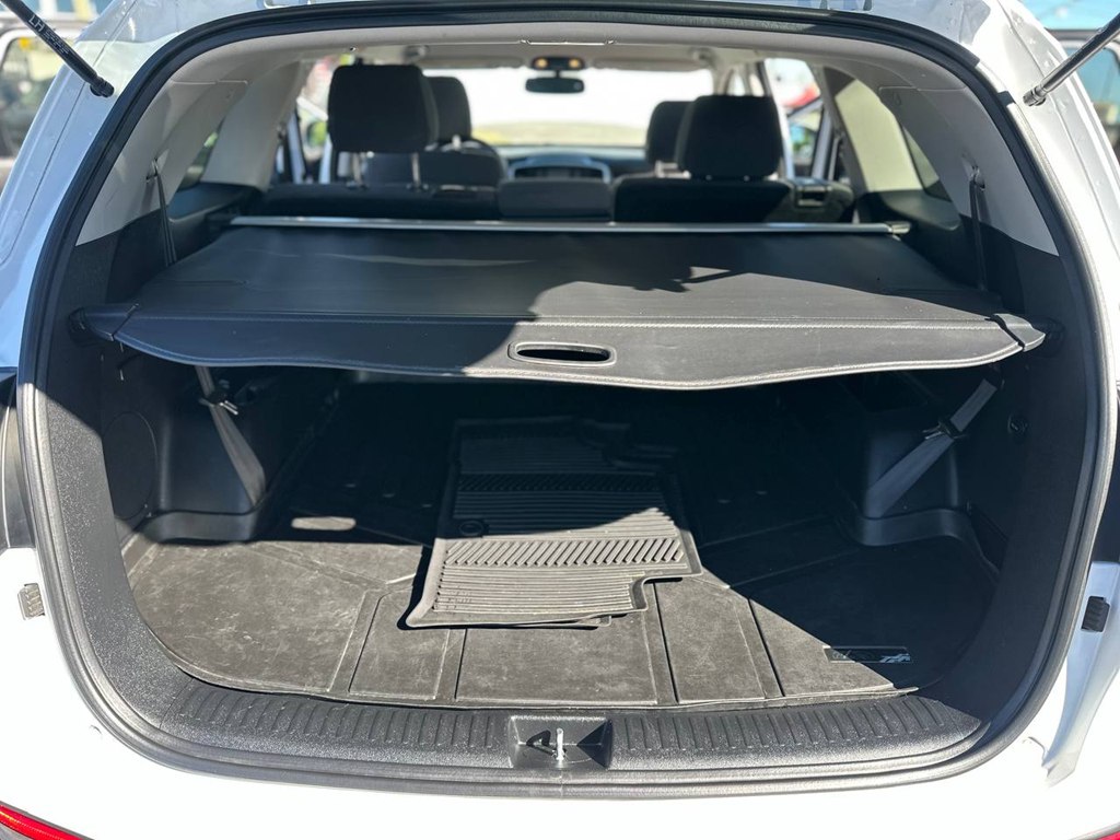 Photo 13 of this KIA SORENTO