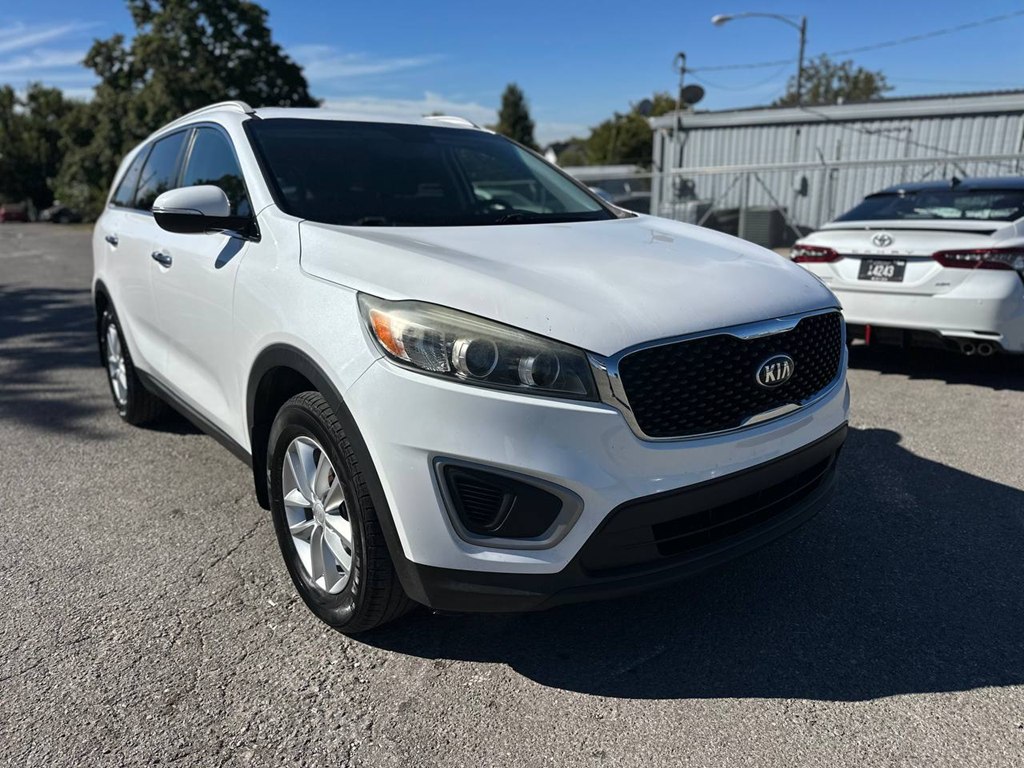 Photo 4 of this KIA SORENTO