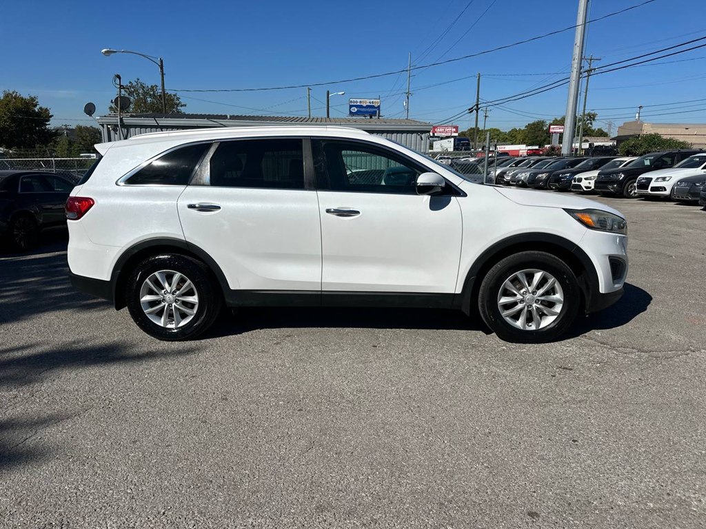 Photo 6 of this KIA SORENTO