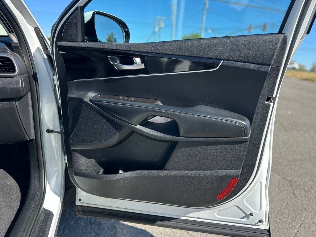 Photo 26 of this KIA SORENTO