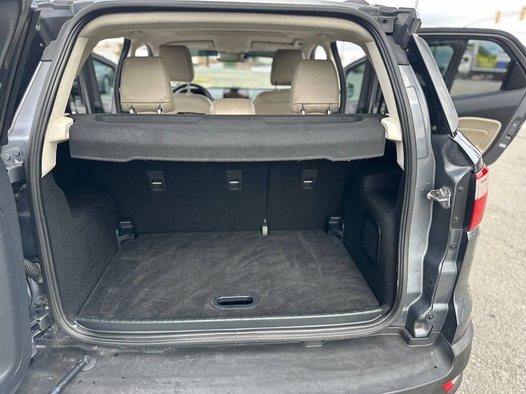 Photo 12 of this FORD ECOSPORT