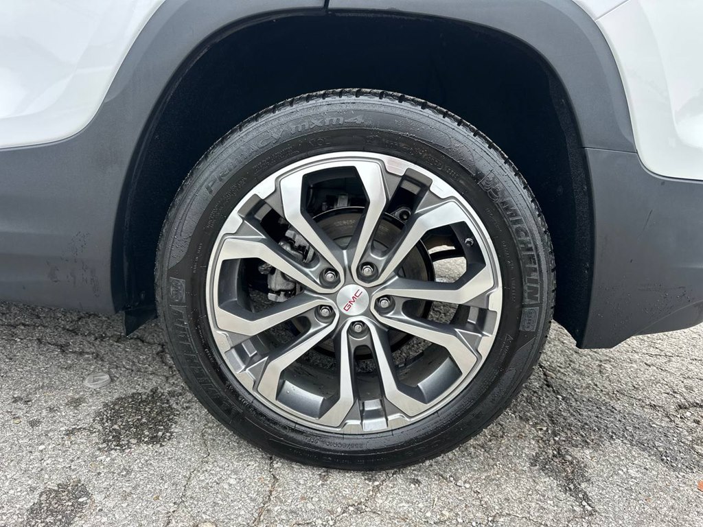Photo 30 of this GMC TERRAIN