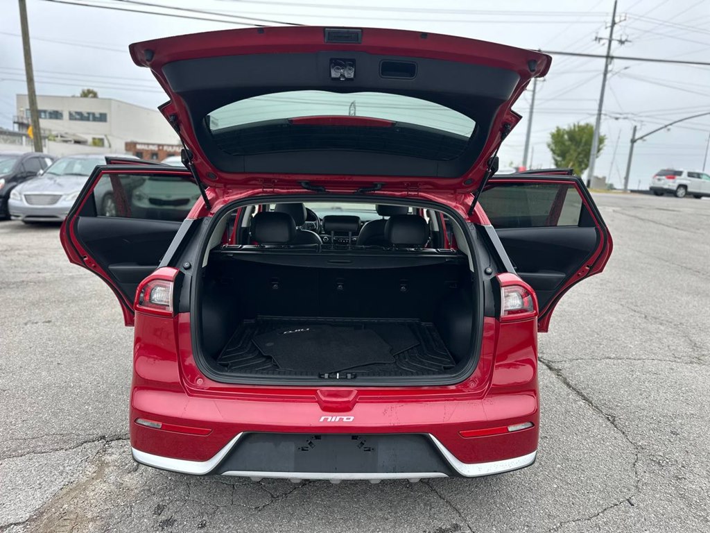 Photo 14 of this KIA NIRO