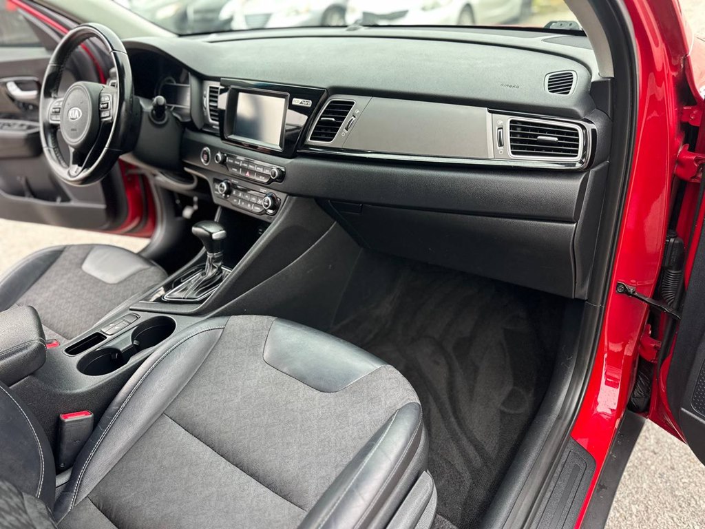 Photo 25 of this KIA NIRO