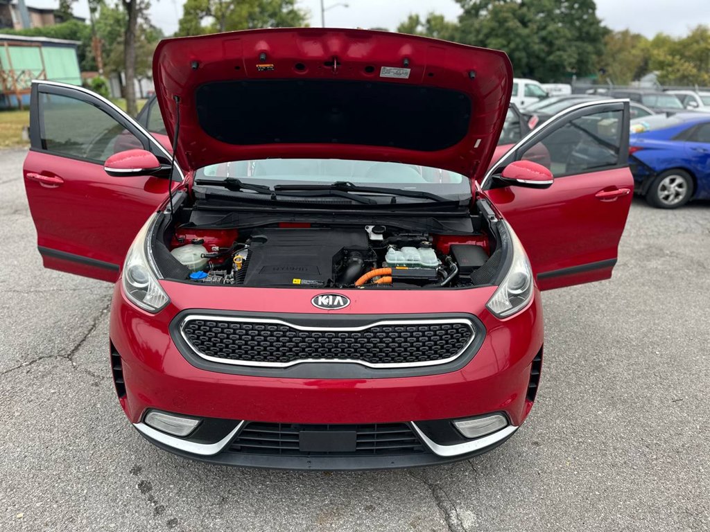 Photo 11 of this KIA NIRO