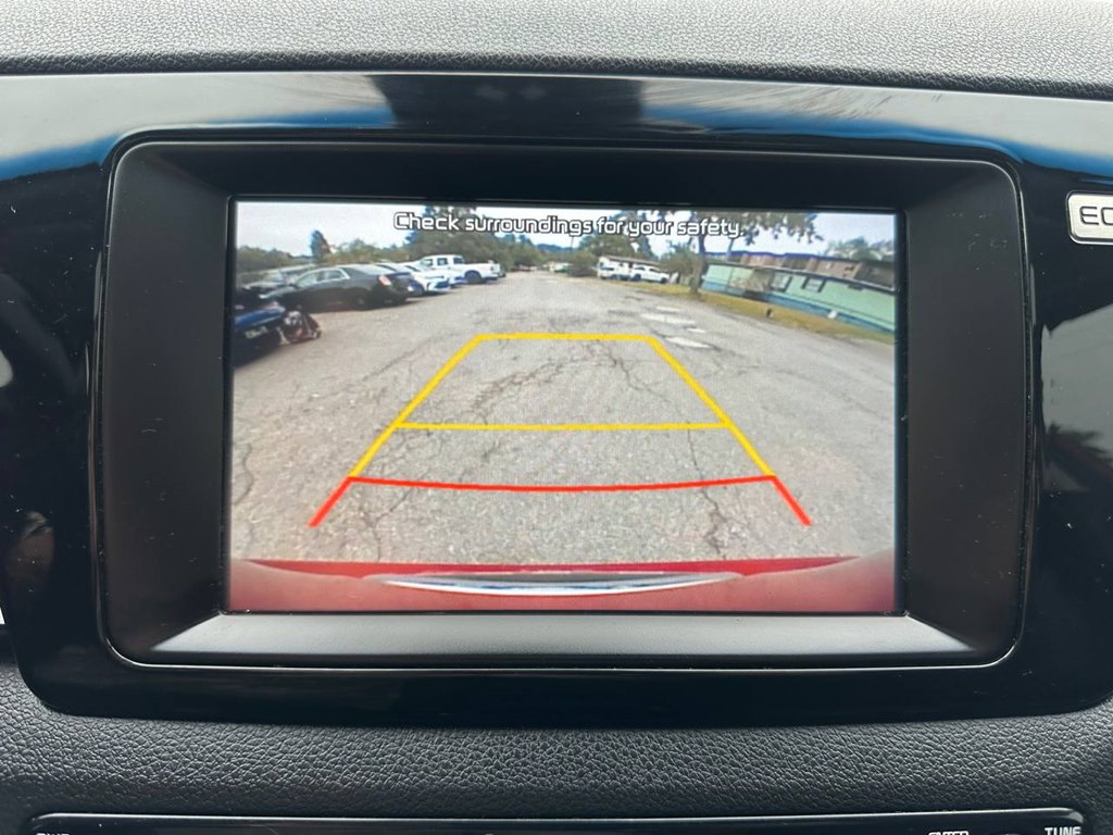 Photo 36 of this KIA NIRO