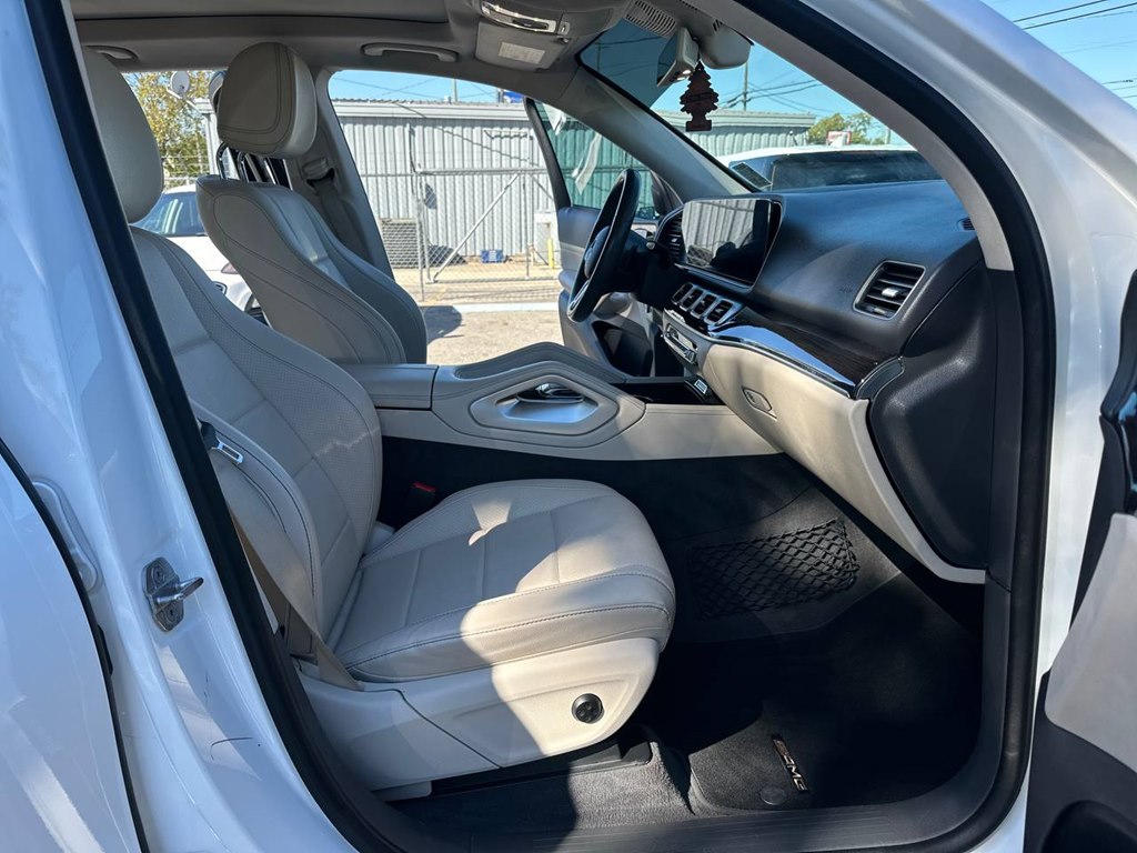 Photo 24 of this MERCEDES-BENZ GLE