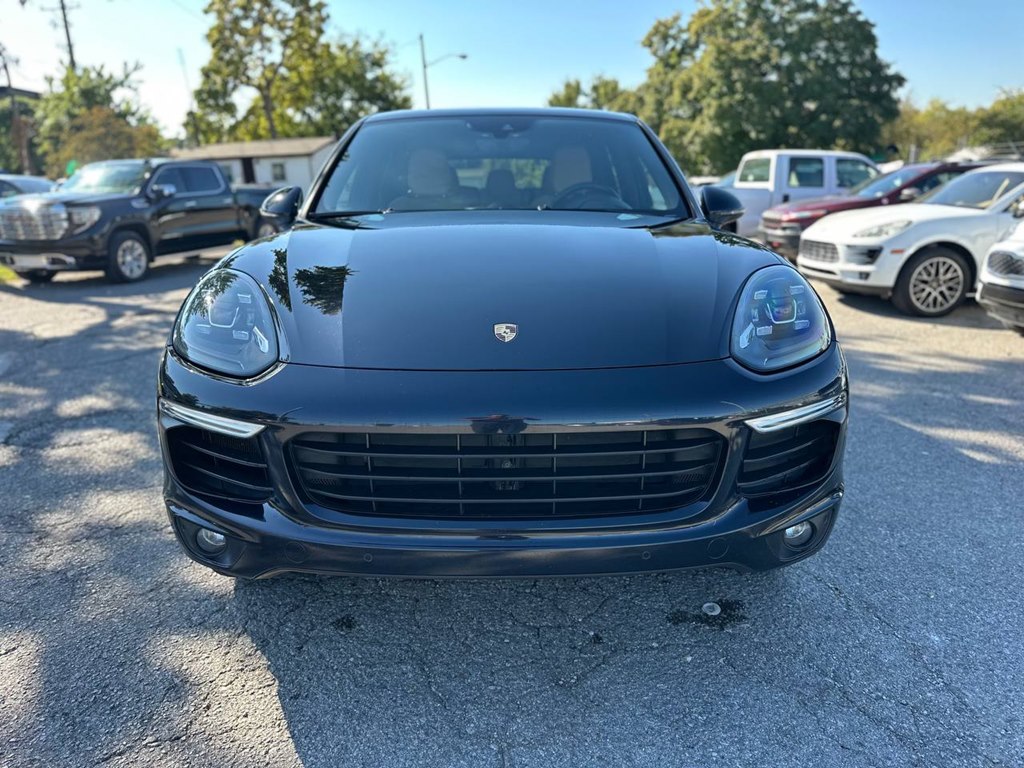 Photo 3 of this PORSCHE CAYENNE