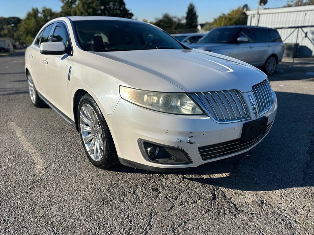 Photo 4 of this LINCOLN MKS