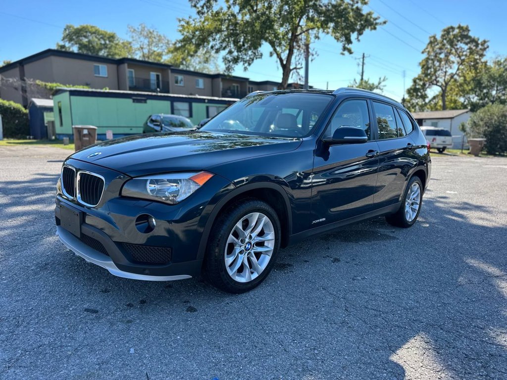 Photo 2 of this BMW X1